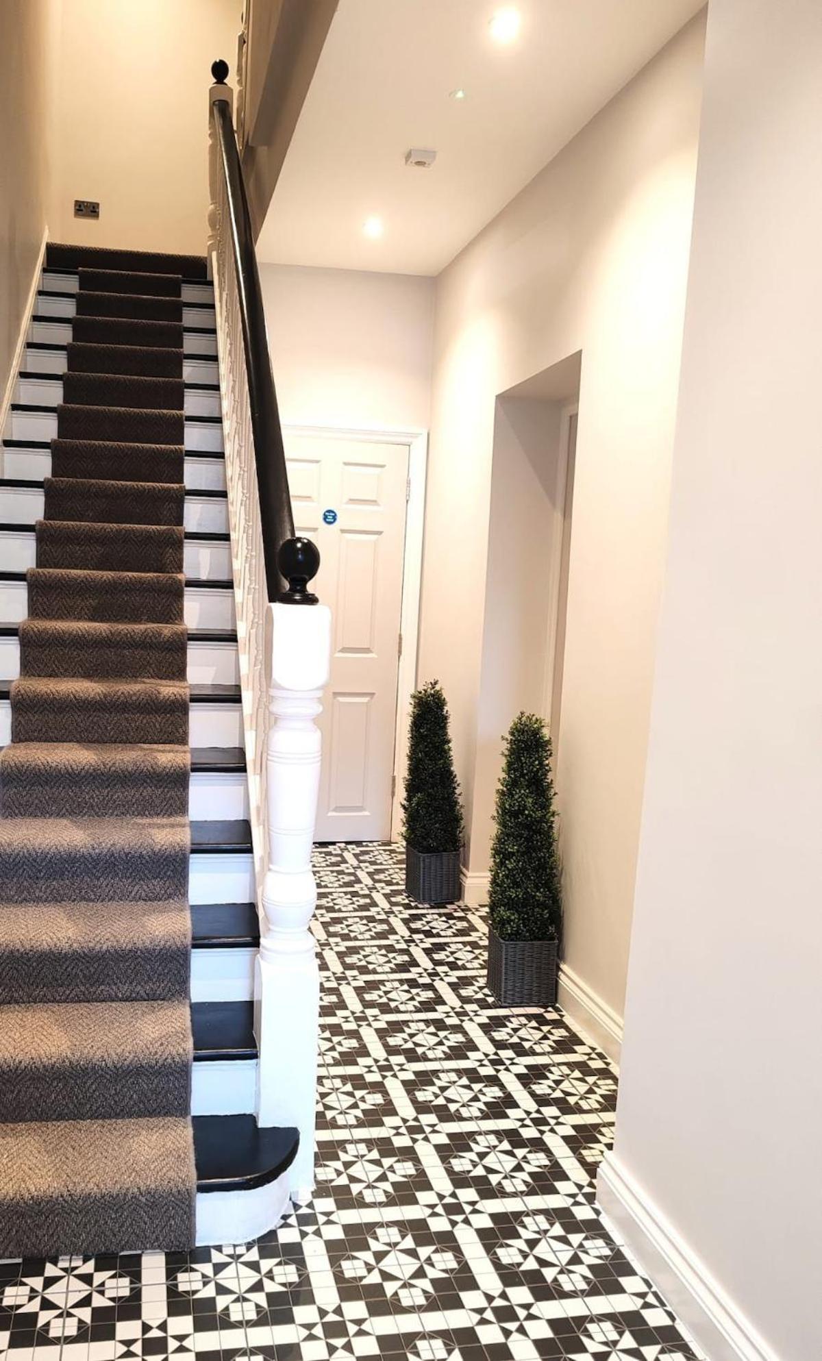 Stunning Modern Apartment Sleeps 4 - 6 Min Walk From Golden Beaches-Free Parking บอร์นมัธ ภายนอก รูปภาพ